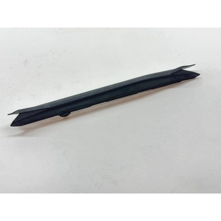 PLASTICA PASSA CAVI FORCELLONE POSTERIORE BMW R 1200  R1200 GS LC 2013-2016