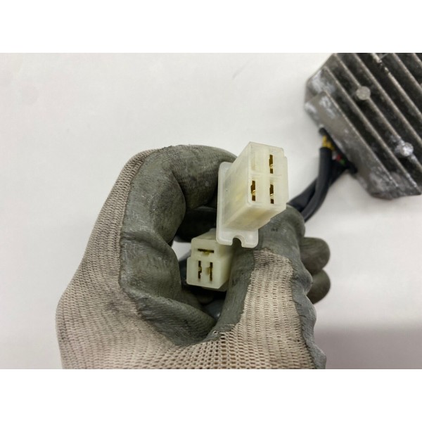 VOLTAGE REGULATOR PIAGGIO HEXAGON 125 180 250 GTX