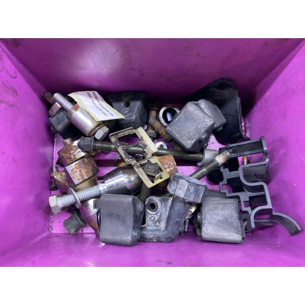 PARASTRAPPI MOZZO RUOTA POSTERIORE HONDA SHADOW VT 600 1988-1997-2002