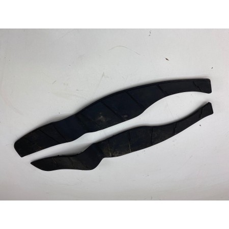 COPPIA TAPPETTINI PEDANA DX SX SUZUKI BURGAMAN UH 125 150 2007-2012