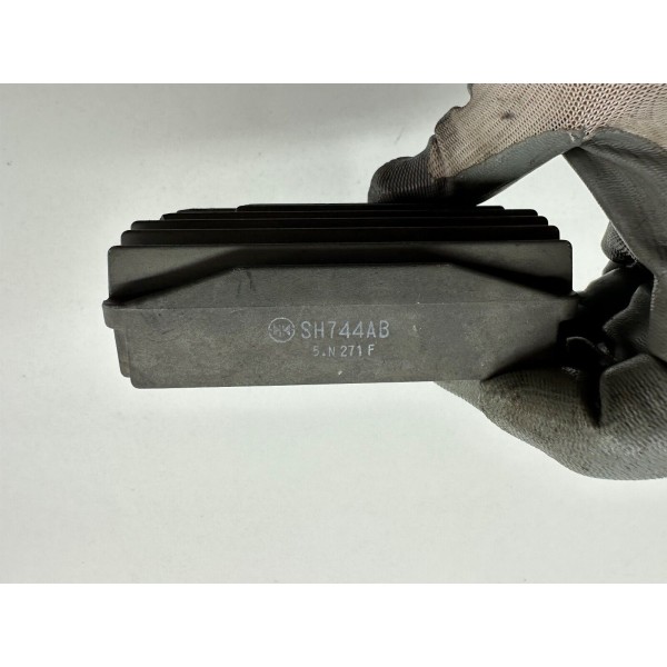 REGOLATORE DI TENSIONE ORIGINALE APRILIA SHIVER 750 ABS 2010-2015