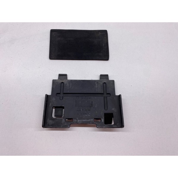 TAPPETTINO IN GOMMA VANO BATTERIA APRILIA FALCO SL 1000 2000-2004
