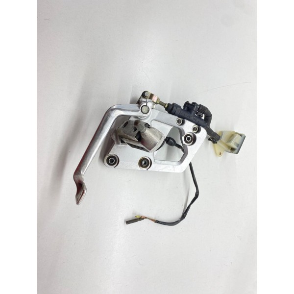 SUZUKI GSX 1100F GSX 1100 F 1980-1996 GV72B BREMSPUMPE RECHTS FUSSRASTEN KIT