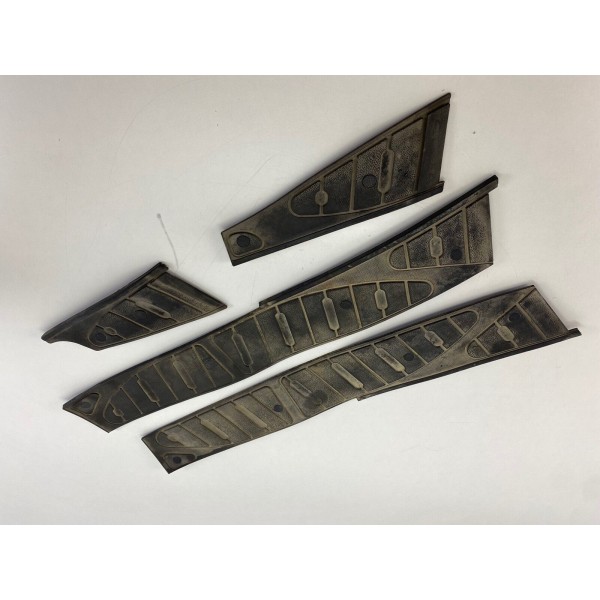 FOOTREST MAT KIT PIAGGIO HEXAGON GTX 125 180 250