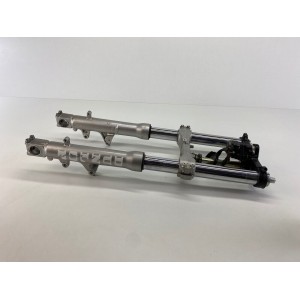 SUZUKI GSXR GSX-R 600 1997-2000 COMPLETE FRONT FORK RIGHT-HAND FORK PLATES