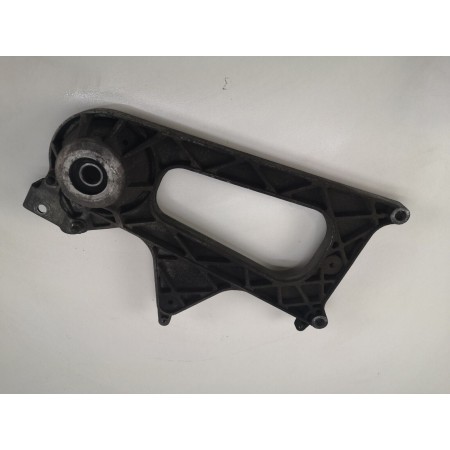 REAR WHEEL BRACKET ENGINE MUFFLER PIAGGIO BEVERLY 500 2002-2006