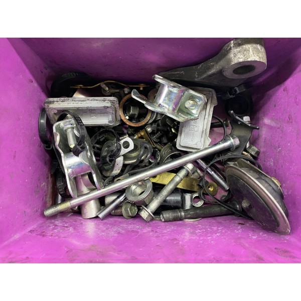 JEU DE VIS BOULONS SUZUKI SV 650 1999 2000 2001 2002