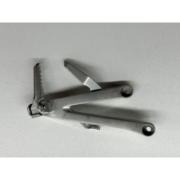 REAR RIGHT FOOTREST HONDA CBR 600 RR 2008-2013 PC40E