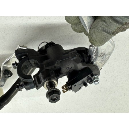 FRONT RIGHT MASTER CYLINDER HONDA CBR 600 RR 2007-2012 PC40E