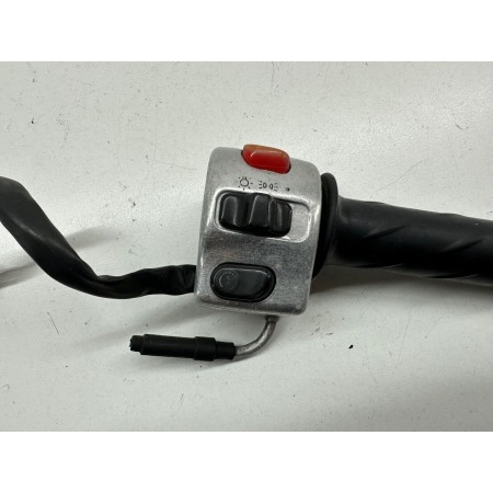 INTERRUPTOR BASCULANTE DERECHO PIAGGIO BEVERLY 200 2001-2002-2003