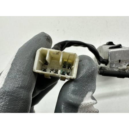 DEVIOLUCI COMMUTATORE DESTRO DX PIAGGIO BEVERLY 200 2001-2002-2003