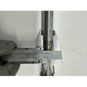 HINTERRAD ACHSSTIFT HONDA VT 500C 1983-1985-1988 2