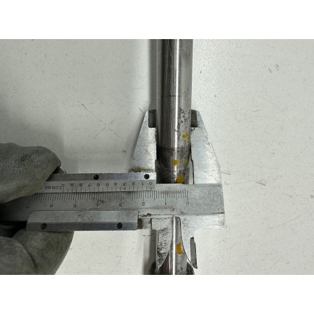 HINTERRAD ACHSSTIFT HONDA VT 500C 1983-1985-1988