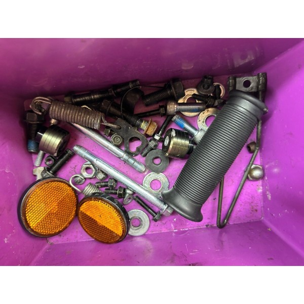 KIT TORNILLOS HARTFORD VERVMOTO CLASSIC 250 S 2015-2018-2020