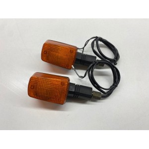 PAIR OF REAR RIGHT INDICATORS SUZUKI DR 650 RS 1991-1997