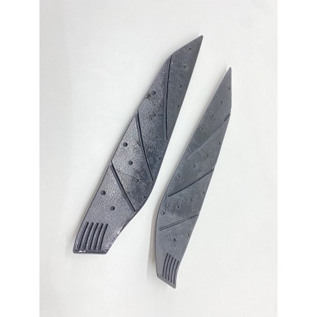 PAIR OF FLOOR MATS RIGHT LEFT YAMAHA XMAX X-MAX 125 250 2005-2009