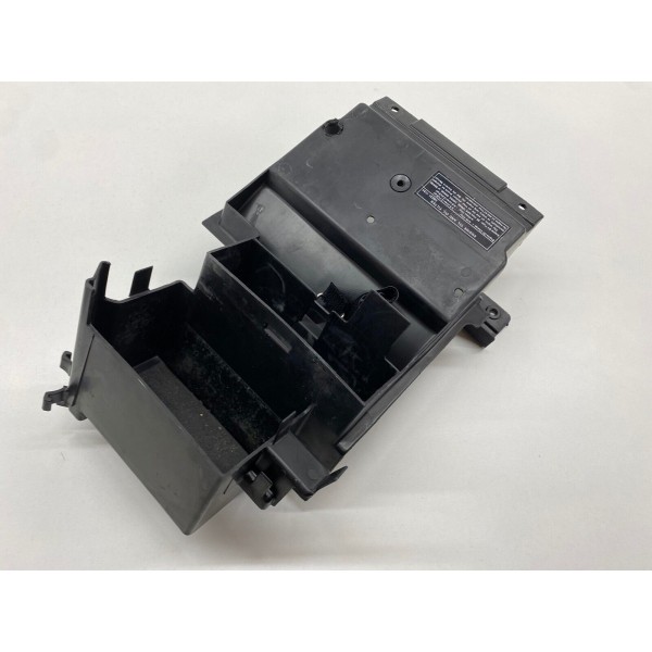 COMPARTIMENTO BATERIA PLASTICO BAJO ASIENTO KAWASAKI ZR7 1999-2004