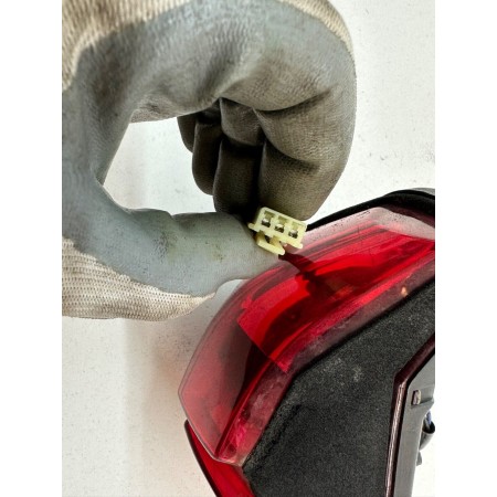YAMAHA FZ1 2006-2015-2016 TAIL LIGHT