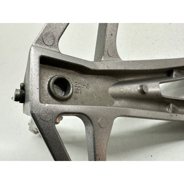 PEDALINA PENA PASSEGGERO POSTERIORE SX YAMAHA FAZER FZ1 1000 2006-2015-2016