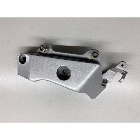 FUSSRASTENHALTER RECHTS HONDA HORNET 600 S 2000-2004