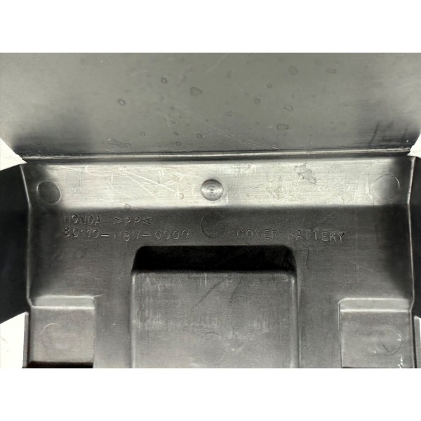 PLASTICA COPRI BATTERIA HONDA CBR 600 F 600F 2001-2006 PC35F