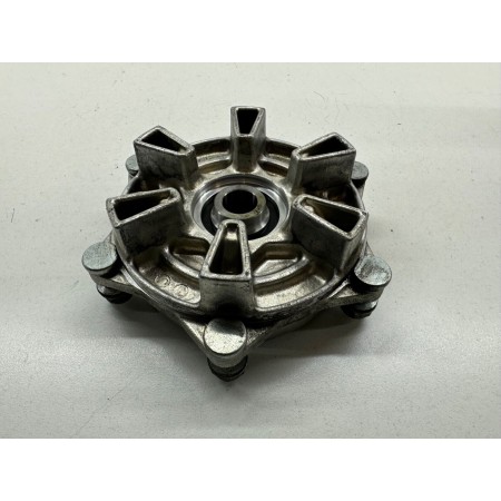 HINTERE RADNABE HONDA CBR 600F 2001-2006 PC35F