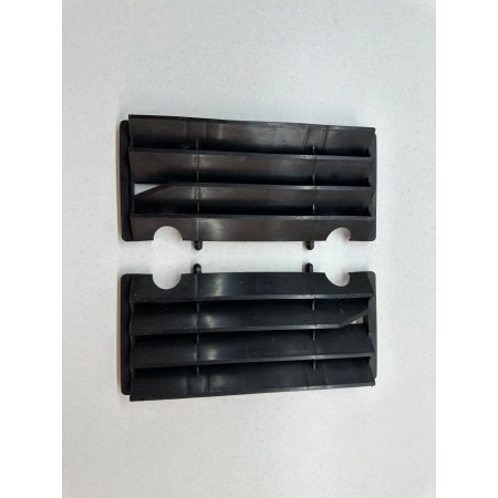 RADIATOR GRILLE RIGHT LEFT HM CRE A 50 X 2T YEAR 2007