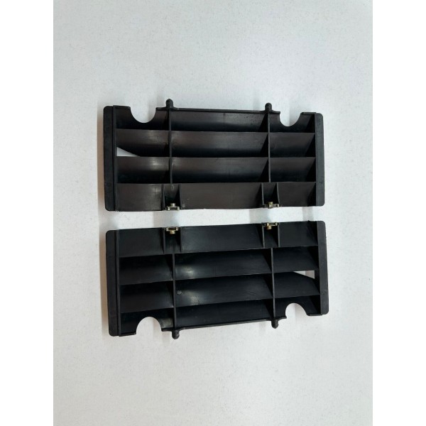 RADIATOR GRILLE RIGHT LEFT HM CRE A 50 X 2T YEAR 2007