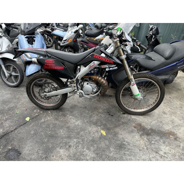 GRIGLIA CALANDRA RADIATORE DX SX HM  CRE A 50 X 2T ANNO 2007