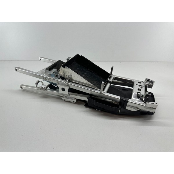 TELAIETTO POSTERIORE SOTTO CODA PIATTO HONDA CBR 600 F 600F 2001-2006 PC35F