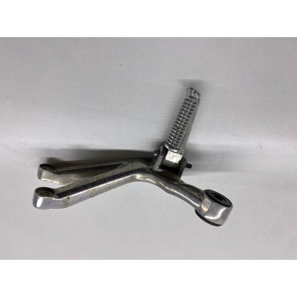 PEDANA POSTERIORE PASSEGGERO DESTRA DX YAMAHA YZF R6 1999-2002