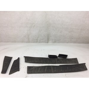 FOOTREST MAT KIT PIAGGIO HEXAGON 125 150 180 200 250