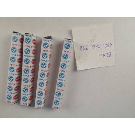 4X ORIGINAL AUDI GLÜHKERZE 100-226-338 BOSCH 0 250 202 042