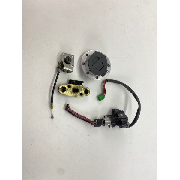 SUZUKI GSX-F GSXF 600 1997-2006 TANKDECKEL SCHLÜSSEL SCHLOSS KIT
