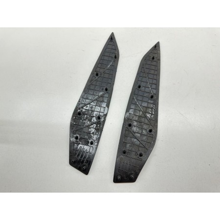COPPIA TAPPETTINI PEDANA POGGIA PIEDI YAMAHA XMAX X-MAX 125 250 2007-2009
