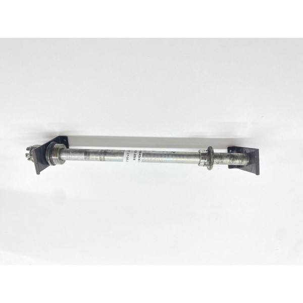 PERNO ASSE RUOTA POSTERIORE FORCELLA KAWASAKI Z750 Z 750 2003-2006