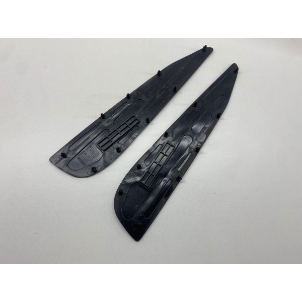 PAIR OF FLOOR MATS RIGHT LEFT YAMAHA X-MAX XMAX 250 2010-2013