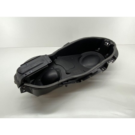 CACHE CASQUE PLASTIQUE SOUS LE SIEGE YAMAHA X-MAX XMAX 250 2010-2013