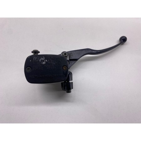 LEFT FRONT BRAKE MASTER CYLINDER LEFT YAMAHA TMAX T-MAX 500 2004-2007