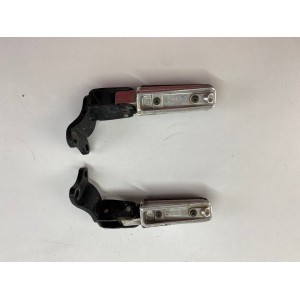 KIT PAIR PASSENGER FOOTPEGS RIGHT LEFT YAMAHA XMAX X-MAX 250 2005-2009 2