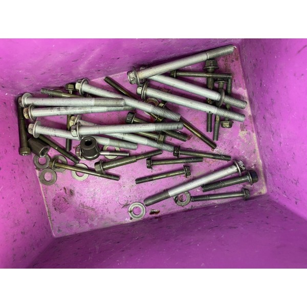 VITI CHIUSURA BLOCCO MOTORE CARTER YAMAHA YZF R1 1998 1999 2000 2001