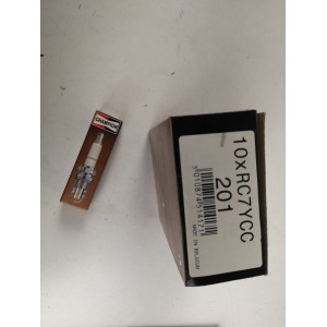 CHAMPION RC9YCC4 SPARK PLUG - OE024