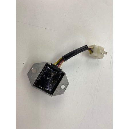 SPANNUNGSREGLER YAMAHA DT125LC DT 125 LC 1984-1988