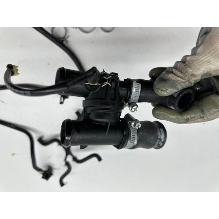 DUCATI PANIGALE STREETFIGHTER V4 S THERMOSTAT VALVE