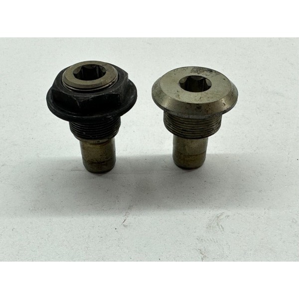 COPPIA PERNI VITI MOZZO POSTERIORE CARDANO BMW R 850 R R28 R850 R 1999-2000-2007