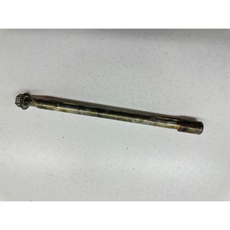 AXE DE ROUE AVANT GILERA NEXUS 500 PIAGGIO 500 2003-2005