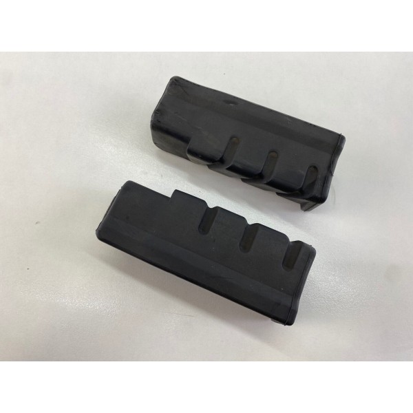 BEIFAHRERFUSSRASTEN RECHTS LINKS HONDA CHIOCCIOLA 125 150 2000-2006
