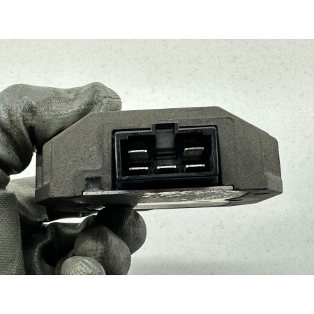 VOLTAGE REGULATOR YAMAHA TMAX T-MAX 500 2001-2003
