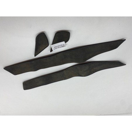 TAPPETTINI PEDANA DX SX YAMAHA MAJESTY 400 2004 2005 2006 2007 2008