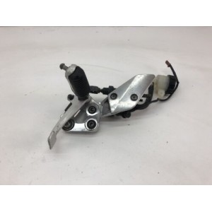 FUSSRASTE RECHTS HINTEN BREMSPUMPE YAMAHA FAZER FZ1 1000 2001-2005